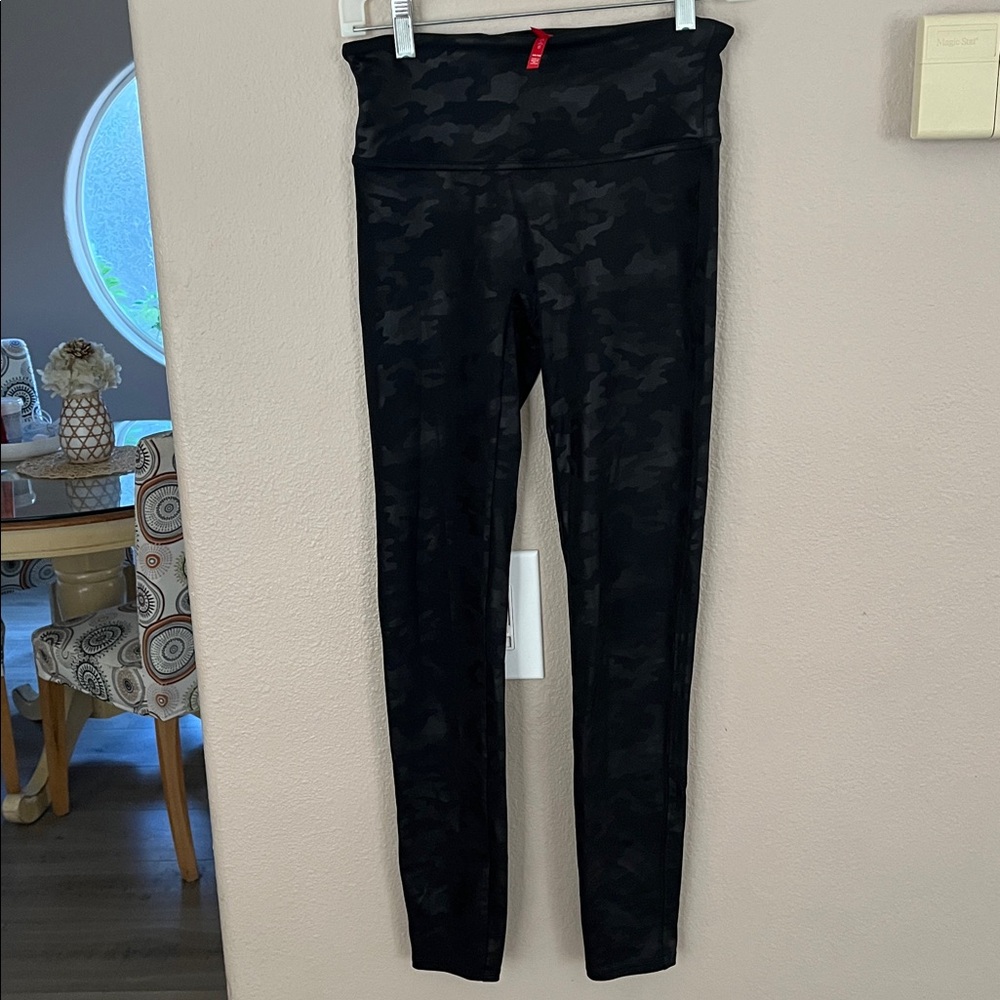 Spanx Camo Leggings pants full length
